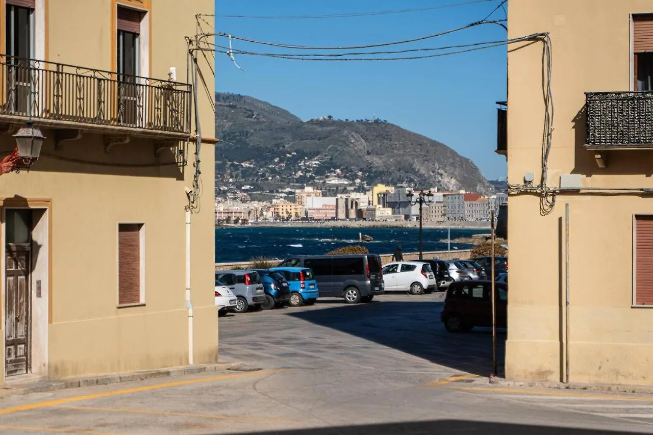 Casa Ligny - Charme Apartment Trapani